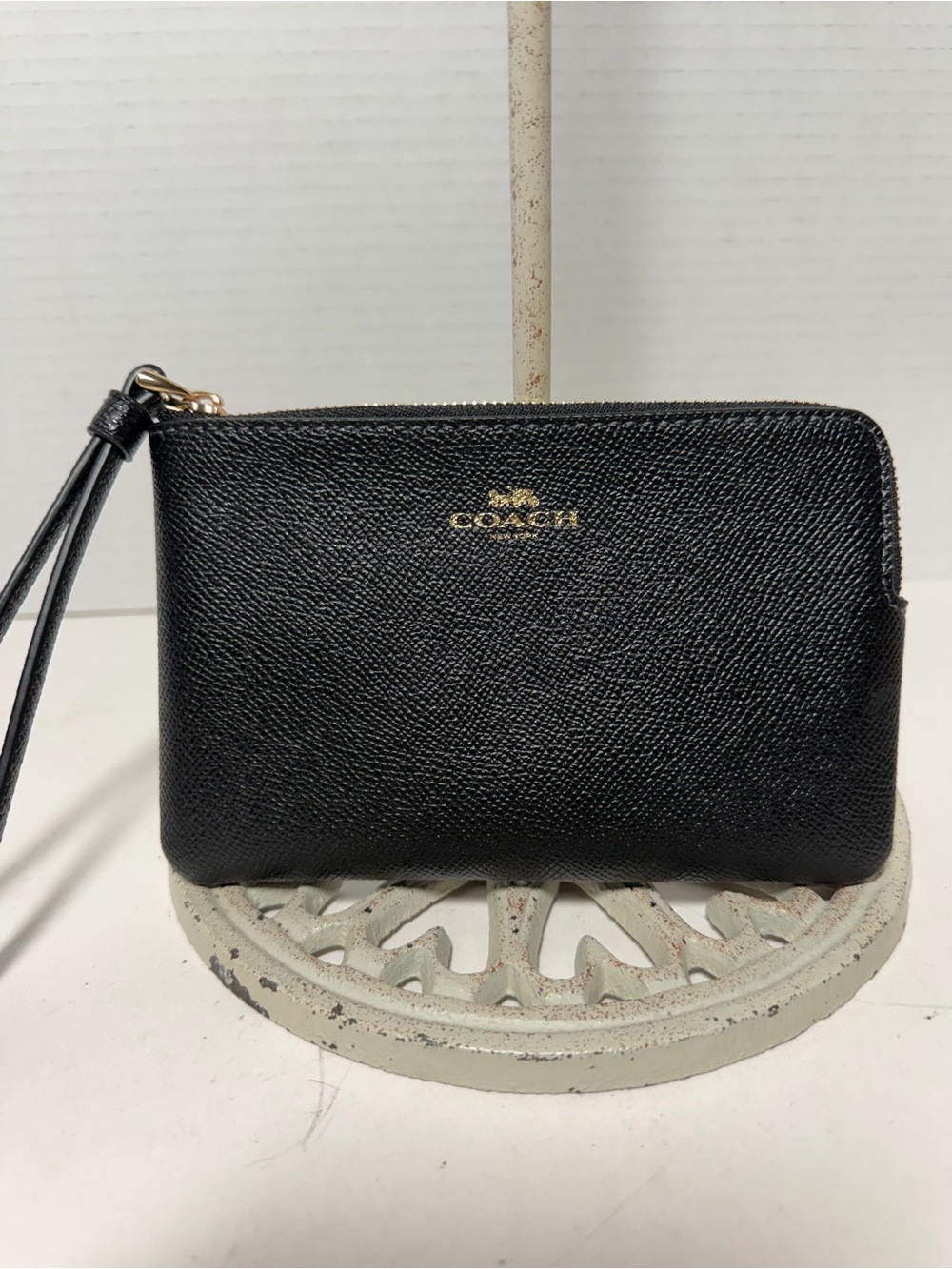 Coach Corner Zip Wallet
